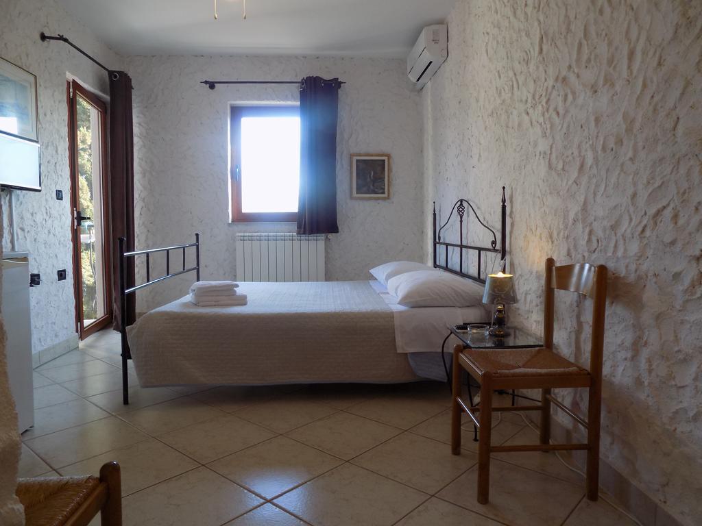 Rooms And Apartment Feral Rovinj Exteriör bild
